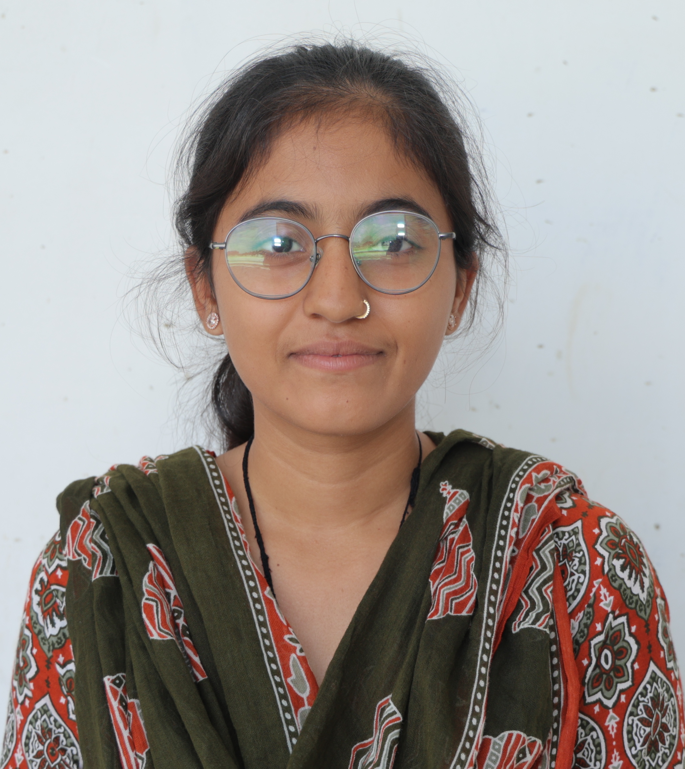 પ્રજાપતિ પ્રિયલબેન જે.